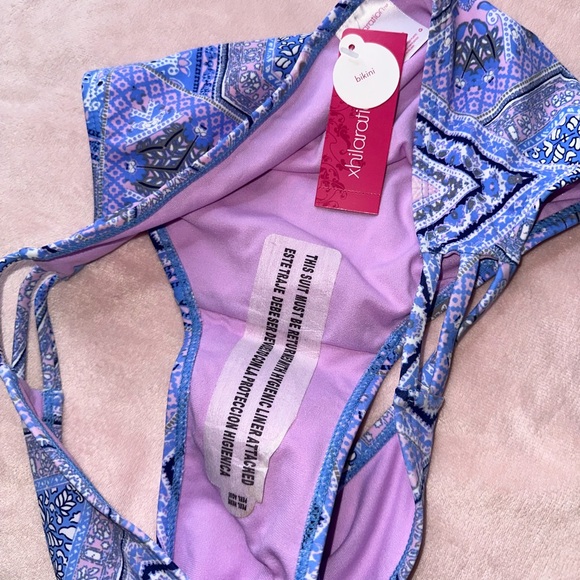 TRIBAL FLORAL PRINT BIKINI BOTTOMS W/ STRAPPY SIDES · SIZE L · NWT - Picture 5 of 7